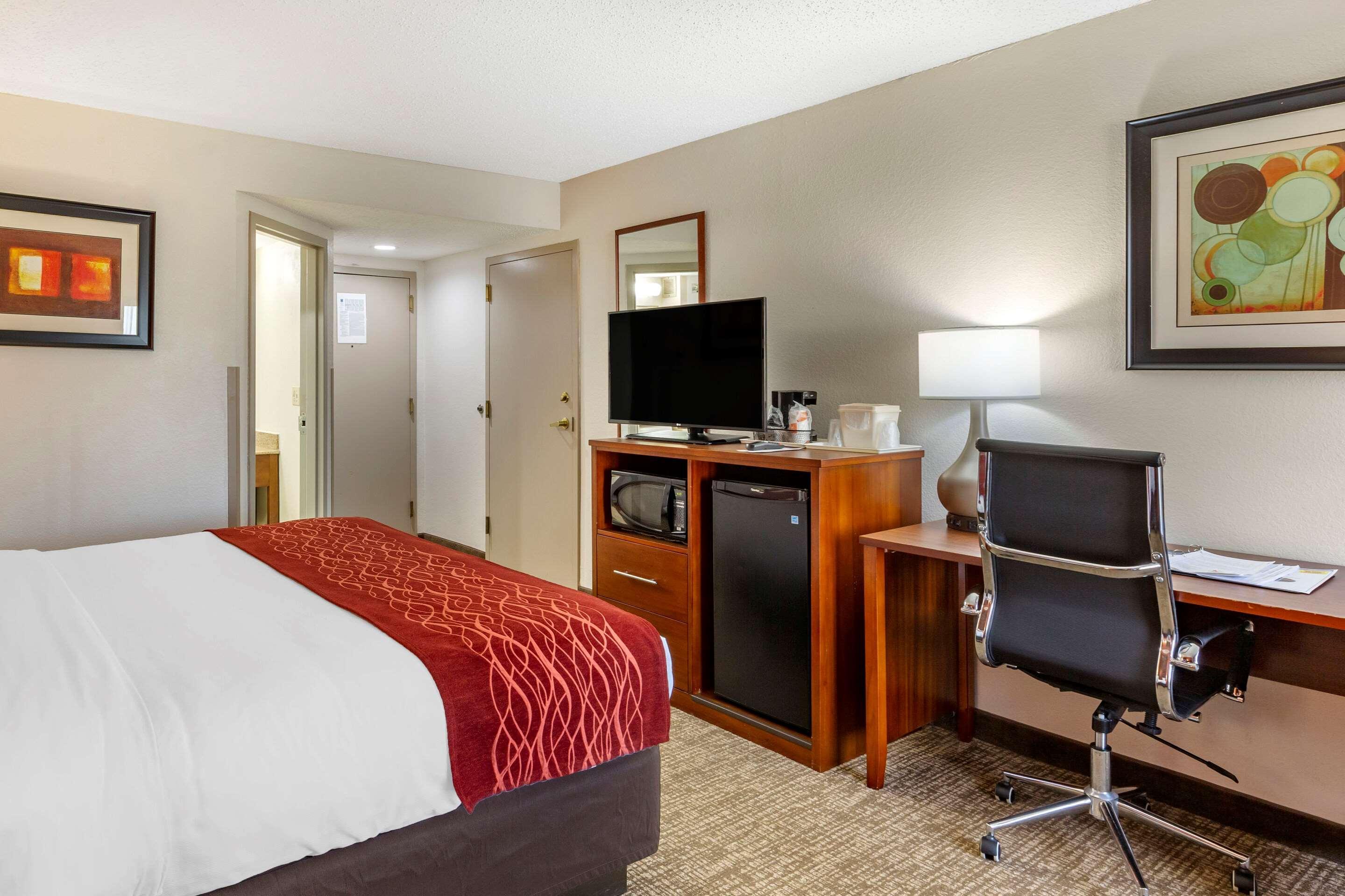 Comfort Inn Greensboro - Kernersville Zewnętrze zdjęcie