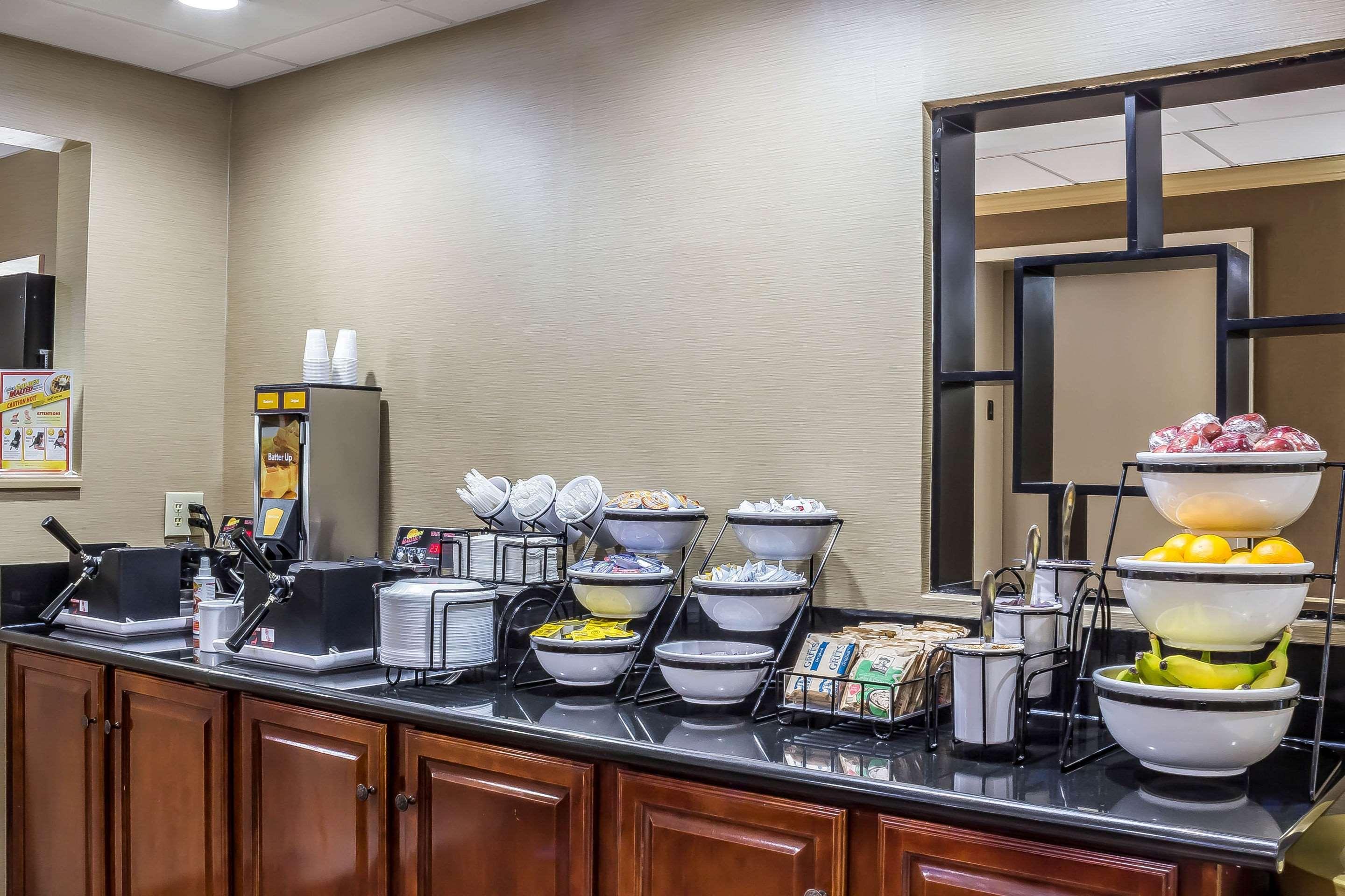 Comfort Inn Greensboro - Kernersville Zewnętrze zdjęcie