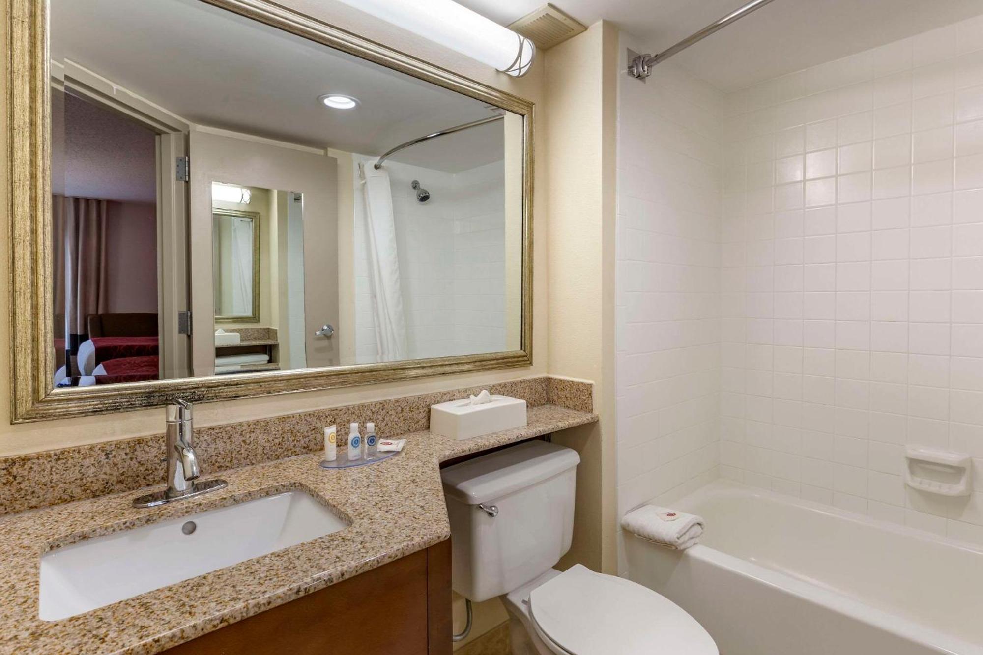 Comfort Inn Greensboro - Kernersville Zewnętrze zdjęcie