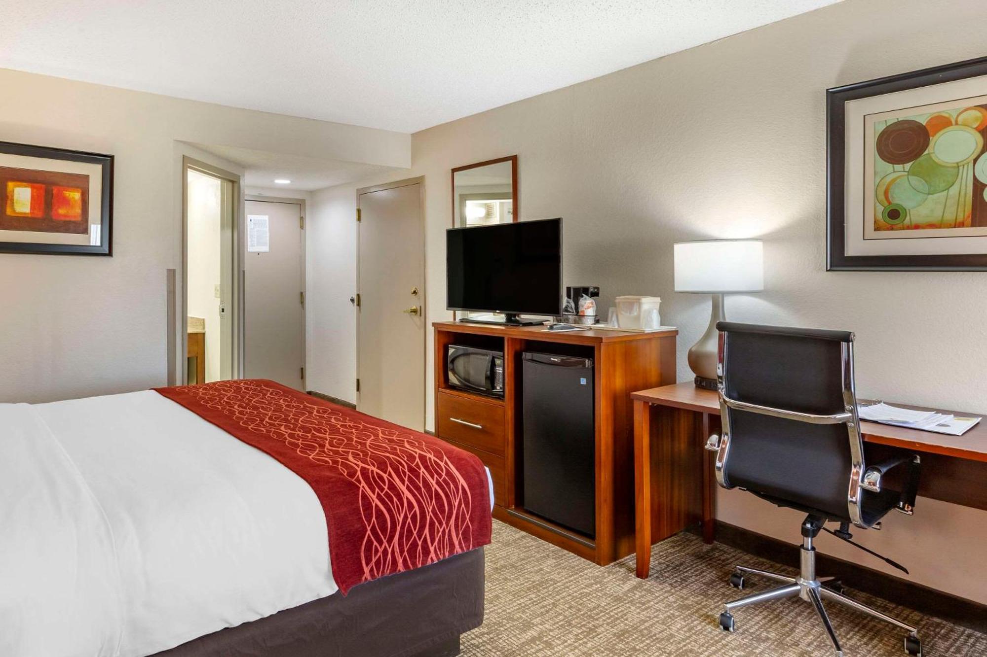Comfort Inn Greensboro - Kernersville Zewnętrze zdjęcie